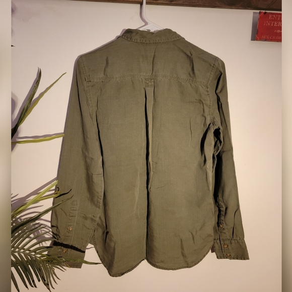 Olive green button down shirt - Picture 2 of 3
